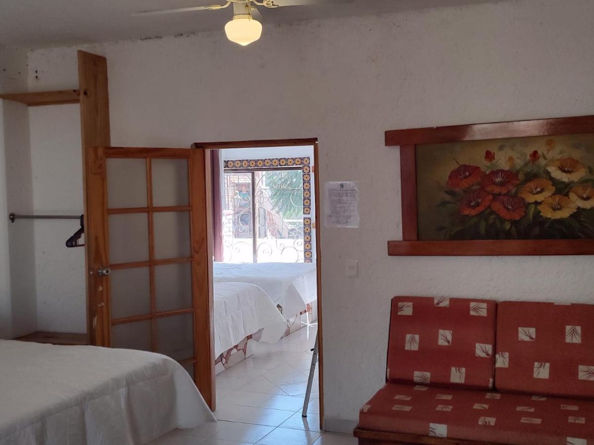 Hotel Alcatraces El Pueblito  Extérieur photo