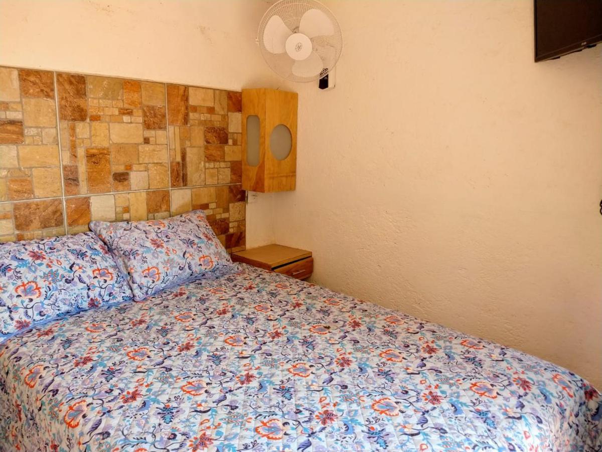 Hotel Alcatraces El Pueblito  Extérieur photo